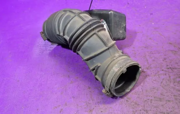 Volvo S60 Air intake hose/pipe 30636180