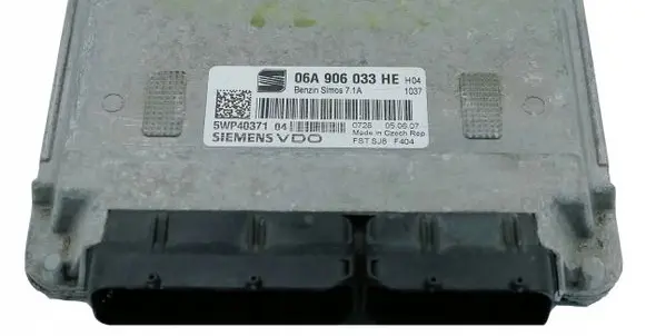 Seat Leon (1P) Engine control unit/module 06A906033HE 5WP4037104