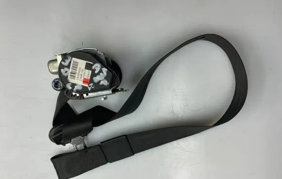 Audi A3 S3 8P Front seatbelt 8p3857705 901298268 40031093V