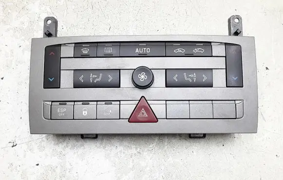 Citroen C5 Climate control unit 96573328