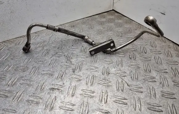 Audi A4 S4 B7 8E 8H Turbo turbocharger oiling pipe/hose 06D145778C