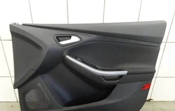 Ford Focus Front door card panel trim