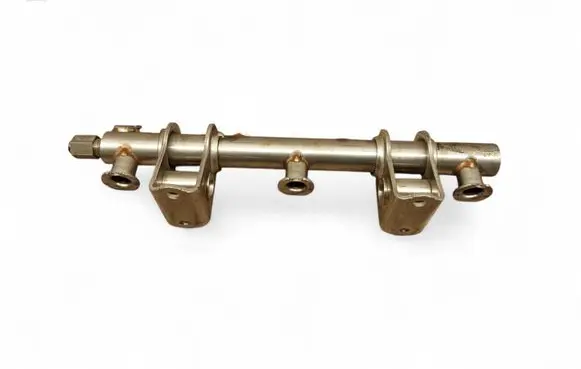 Porsche Macan (95B) Fuel main line pipe 94611011700