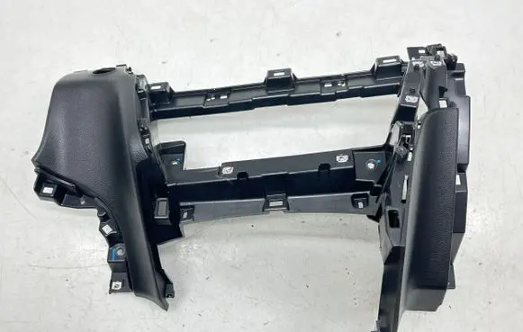 Dashboard lower bottom trim panel