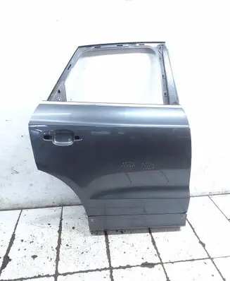 Audi Q3 8U Rear door