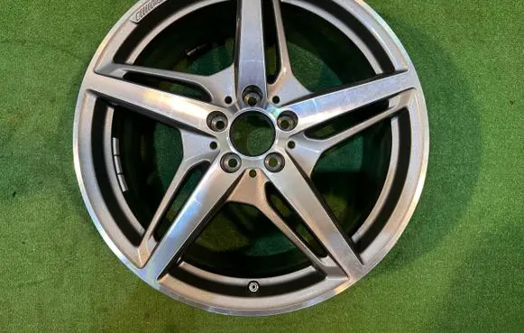 R19 alloy rim