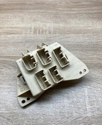 Toyota Yaris Fuse module Toyotafusemodule