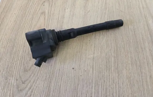 BMW X6M G06 F96 High voltage ignition coil 8692611