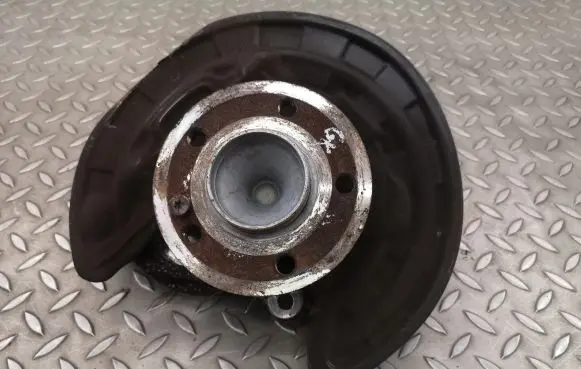 Mercedes-Benz A W177 Rear wheel hub A2473571300