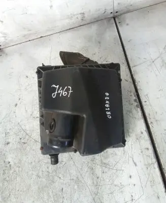 Chevrolet Orlando Air filter box 13272754
