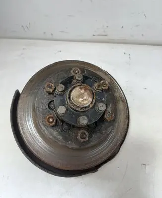 Hyundai Galloper Front wheel hub