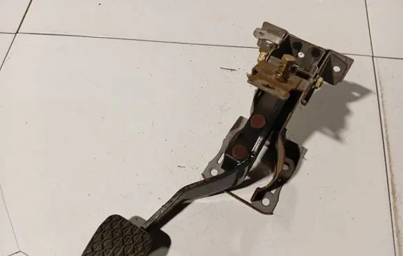 Brake pedal
