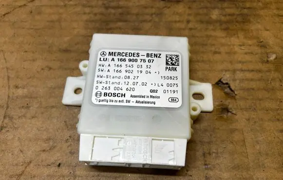 Mercedes-Benz GL X166 Parking PDC control unit/module A1669007507
