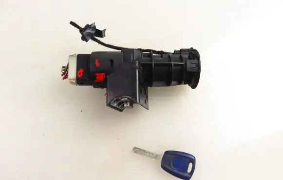 Fiat Doblo Ignition lock 