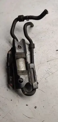 Audi A4 S4 B7 8E 8H Fuel injection high pressure pump 5n0906129B