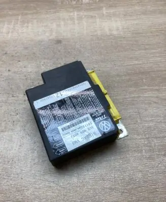 Volkswagen PASSAT B6 Airbag control unit/module 3C0909605J 39113009