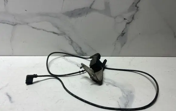 Mercedes-Benz E W211 Air suspension front height level sensor A0105427717