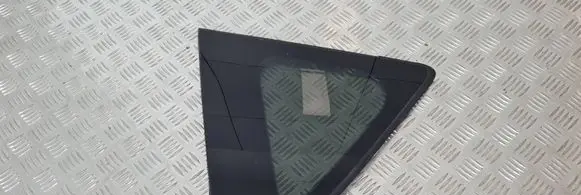 Toyota RAV 4 (XA30) Rear side window
