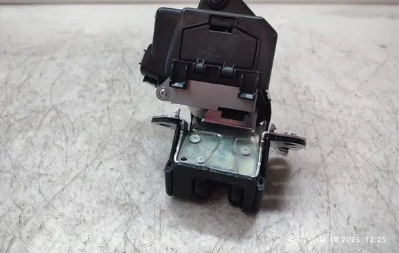Mazda CX-5 Tailgate/trunk/boot lock/catch/latch C6728
