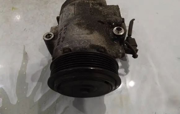 Skoda Fabia Mk2 (5J) Air conditioning (A/C) compressor (pump) 6Q020808G