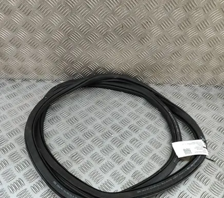 Audi Q2 - Rubber seal rear door 81A833721A