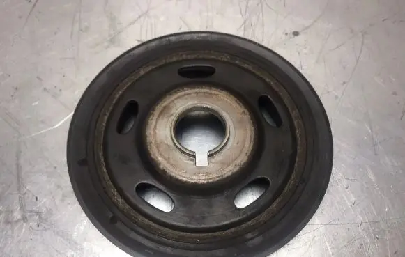 Citroen C3 Crankshaft pulley 126011E