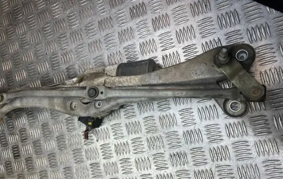 BMW 7 E65 E66 Front wiper linkage and motor 3397020774 102135