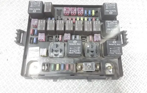 SsangYong Rexton Fuse module 03MY100A