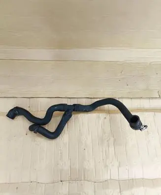 Mercedes-Benz CLK A209 C209 Engine coolant pipe/hose A2038306096