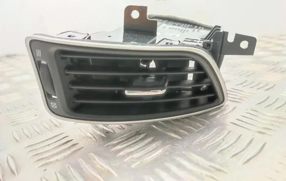 Infiniti Q50 Dashboard side air vent grill/cover trim 687614GA0A
