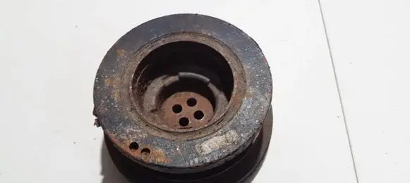 BMW 5 E39 Crankshaft pulley