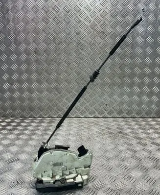 Skoda Superb B6 (3T) Rear door lock 5N0839015D