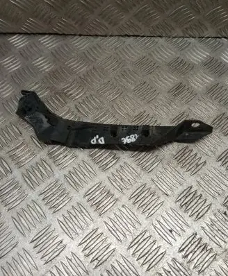 Subaru Legacy Front bumper mounting bracket