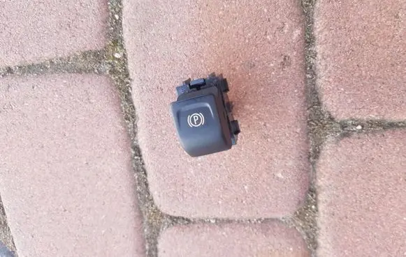 Opel Mokka Other switches/knobs/shifts 13840790