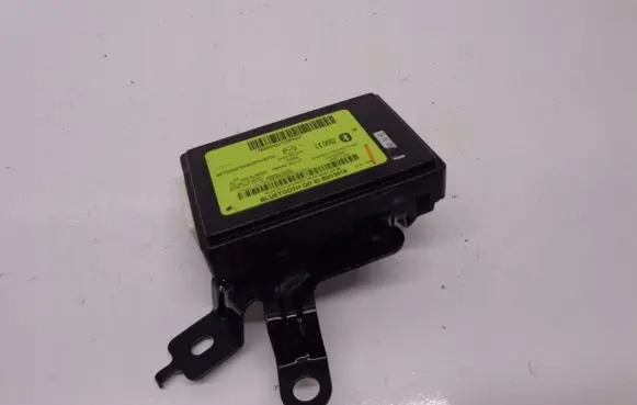 Mazda CX-7 Bluetooth control unit module EH6266DHX