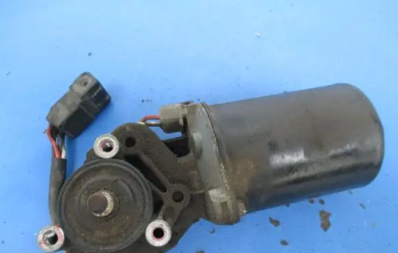 Peugeot 806 Front wiper linkage and motor