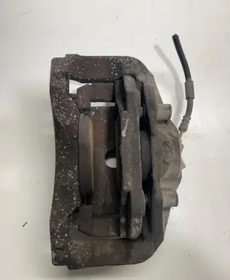 BMW 7 F01 F02 F03 F04 Front brake caliper