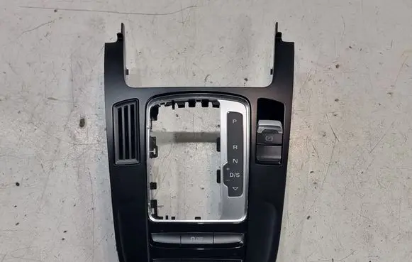 Audi A5 8T 8F Gear shifter surround trim plastic 8K0864261