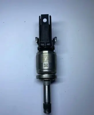 Volvo XC90 Fuel injector 31336653 V132371HAA