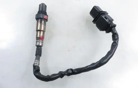 BMW 5 E60 E61 Lambda probe sensor 0281004018 7791600