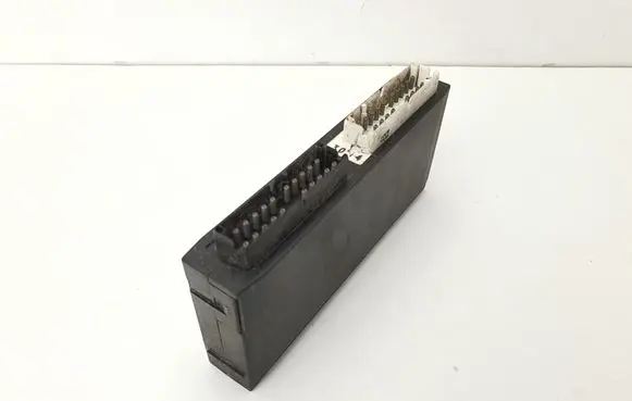 BMW 7 E38 Comfort/convenience module 1379741 61351379741