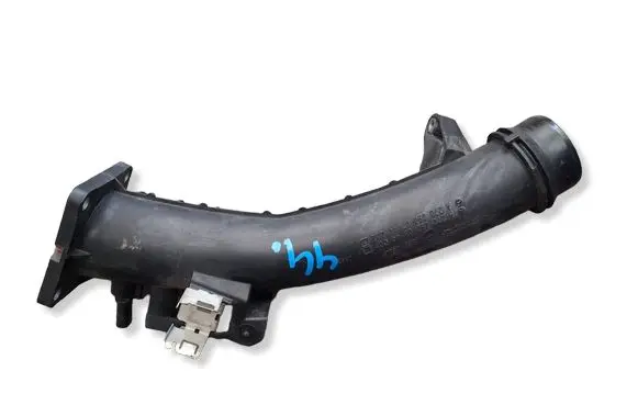 Mercedes-Benz B W246 W242 Intercooler hose/pipe A2700900844