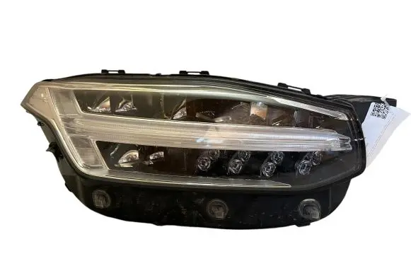 Volvo XC90 Headlight/headlamp 32228305