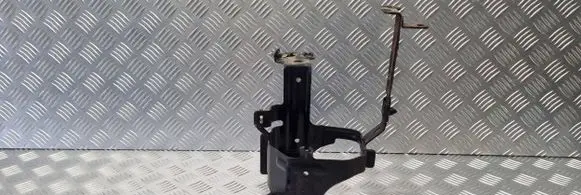 Opel Vectra C Power steering pump mounting bracket 24444335 00001850270