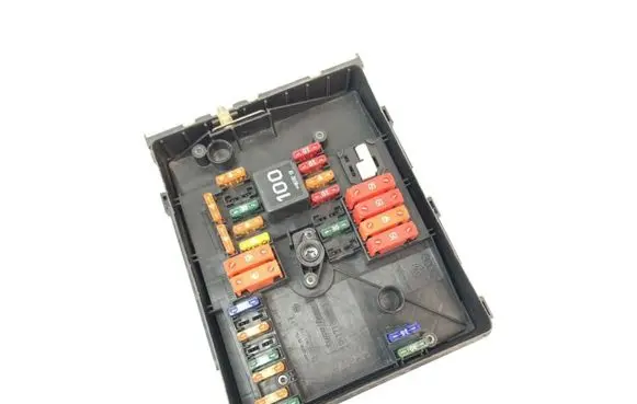Volkswagen Golf V Fuse module 1K0937125A 017183071