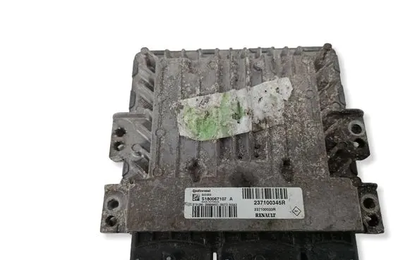Renault Megane III Engine control unit/module S180067107A 237100345R 237100033R