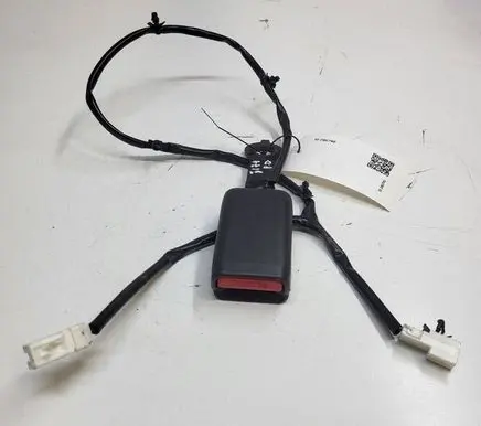 Nissan Leaf I (ZE0) Front seatbelt buckle 6156702A