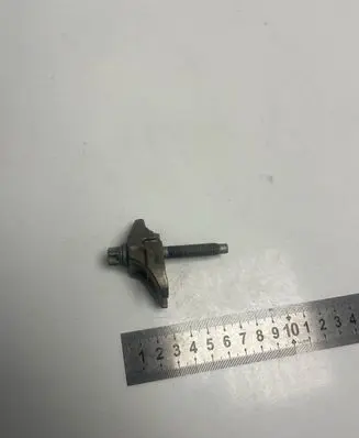 Audi A4 S4 B7 8E 8H Fuel Injector clamp holder 23831
