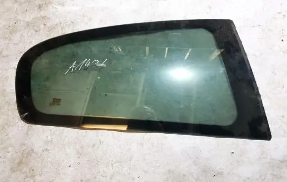 Nissan Almera N16 Rear side window