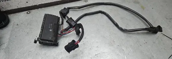 Coolant fan relay